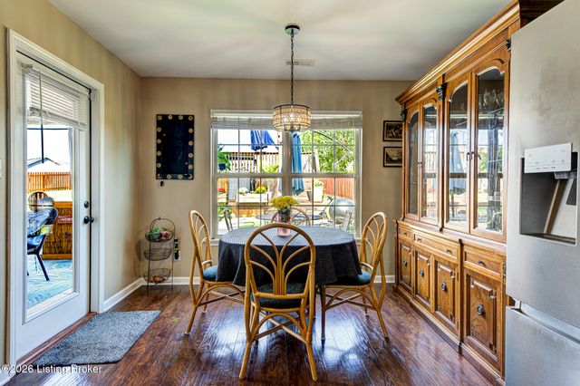 1599 Overlook Cir, Shelbyville, KY 40065
