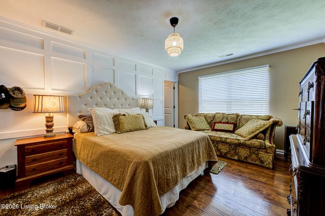 1599 Overlook Cir, Shelbyville, KY 40065