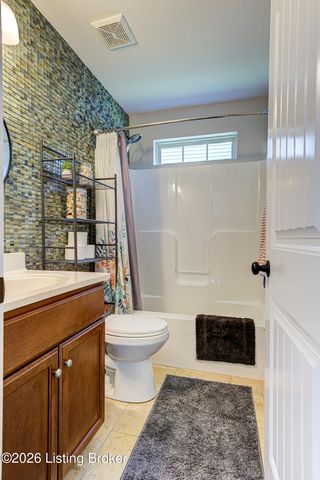 1599 Overlook Cir, Shelbyville, KY 40065