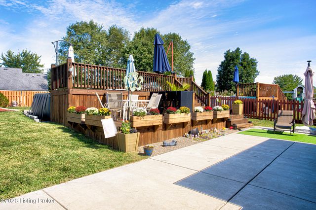 1599 Overlook Cir, Shelbyville, KY 40065