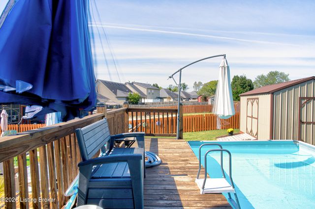 1599 Overlook Cir, Shelbyville, KY 40065