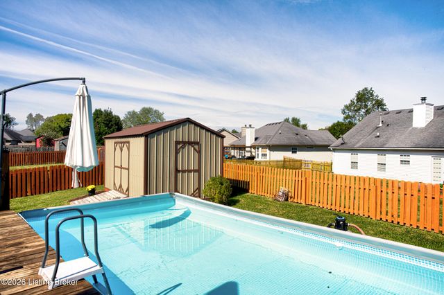 1599 Overlook Cir, Shelbyville, KY 40065