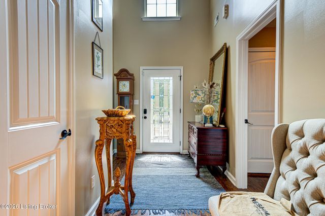 1599 Overlook Cir, Shelbyville, KY 40065
