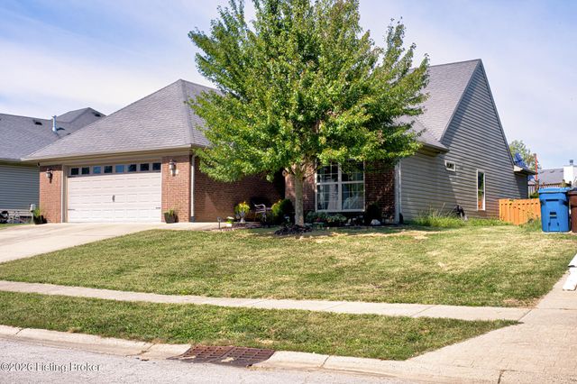 1599 Overlook Cir, Shelbyville, KY 40065