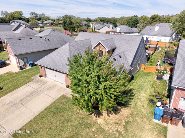 1599 Overlook Cir, Shelbyville, KY 40065