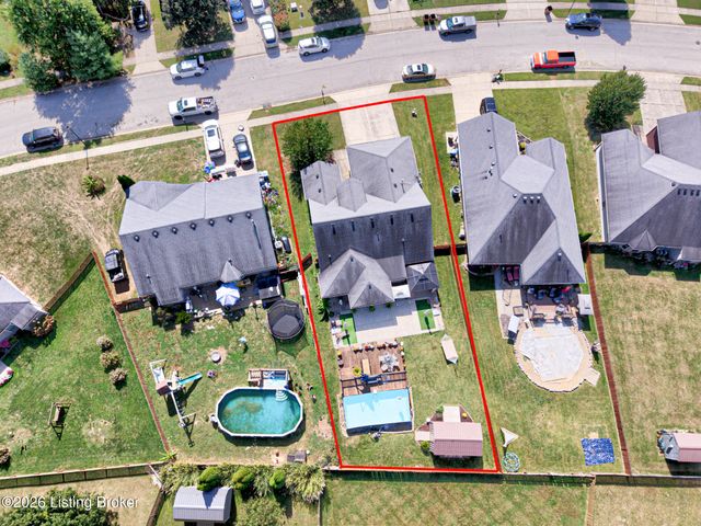 1599 Overlook Cir, Shelbyville, KY 40065
