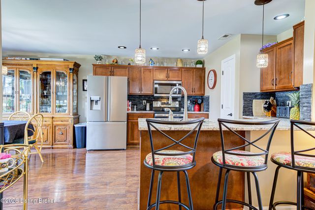1599 Overlook Cir, Shelbyville, KY 40065