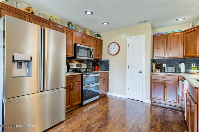 1599 Overlook Cir, Shelbyville, KY 40065