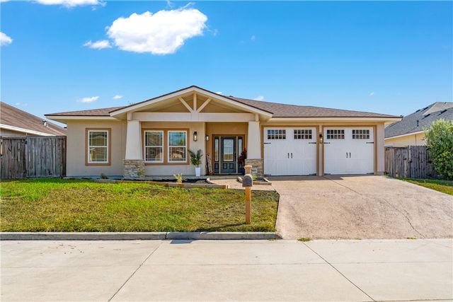 6 Virginia Hills Dr, Corpus Christi, TX 78414