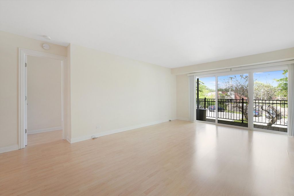 5200 Carriageway Drive 210, Rolling Meadows, IL 60008 — photo 2
