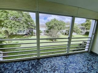 98 E Tilford Place, Deerfield Beach, FL 33442