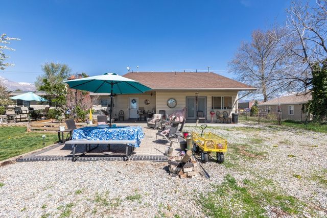 2017 N 2000 W, Farr West, UT 84404