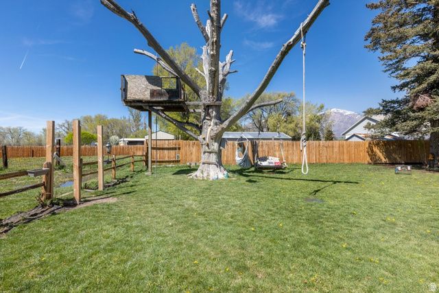 2017 N 2000 W, Farr West, UT 84404