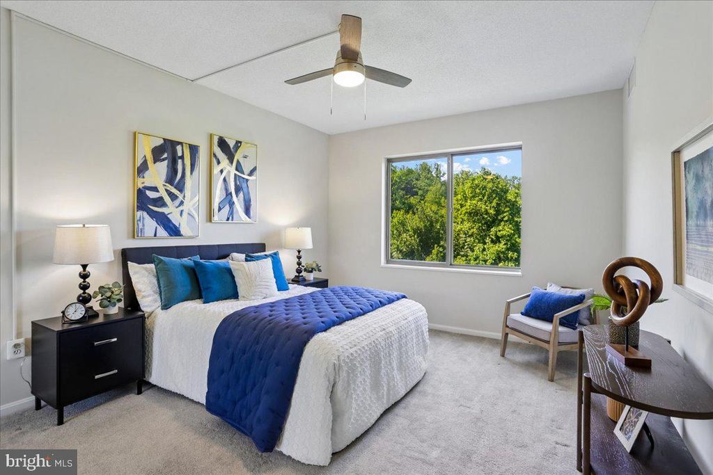 Image 13 of property listing at 3210 N LEISURE WORLD BLVD #401, Silver Spring, MD 20906