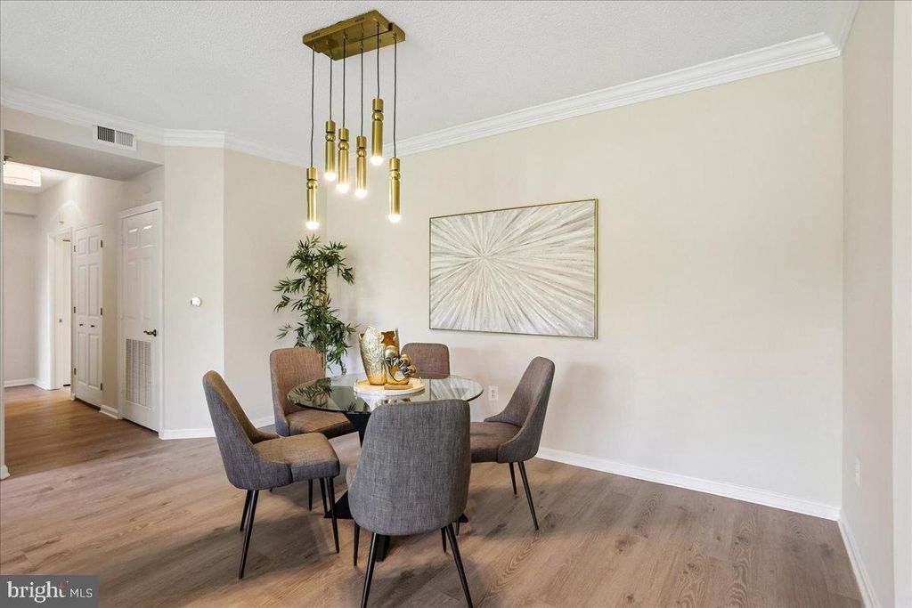 Image 8 of property listing at 3210 N LEISURE WORLD BLVD #401, Silver Spring, MD 20906