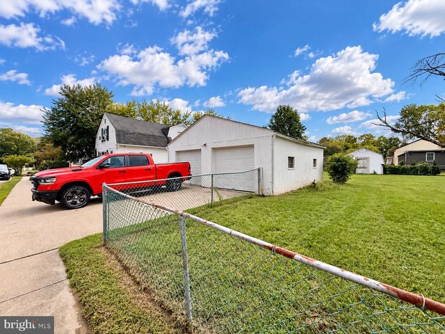 1919 BELLEVUE AVE, Deptford, NJ 08096