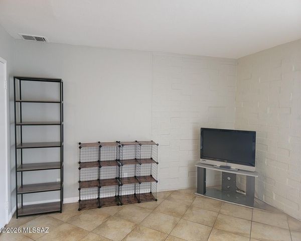 931 N Euclid Ave Unit 241, Tucson, AZ 85719