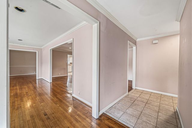 4501 Willowbend Boulevard, Houston, TX 77035