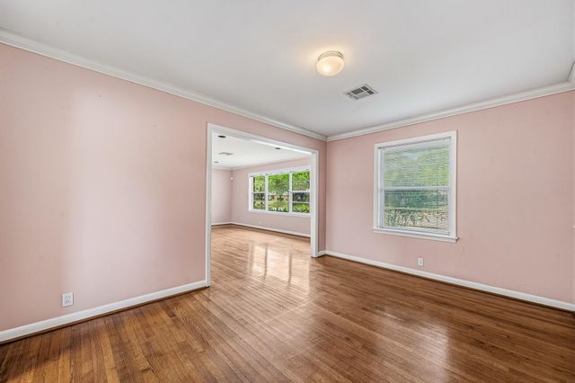 4501 Willowbend Boulevard, Houston, TX 77035