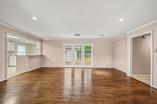 4501 Willowbend Boulevard, Houston, TX 77035