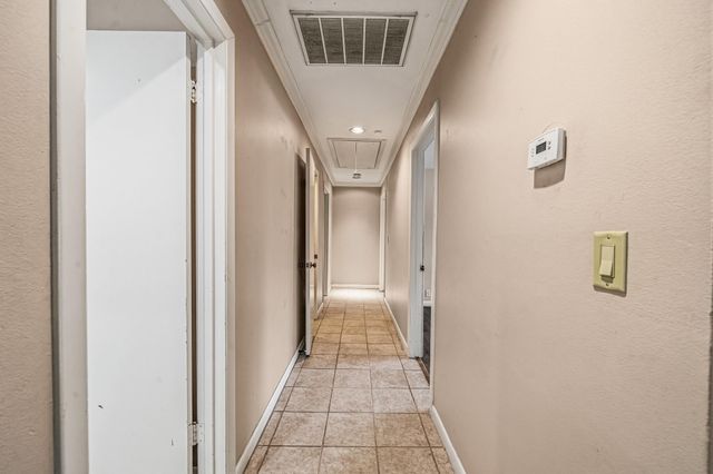 4501 Willowbend Boulevard, Houston, TX 77035