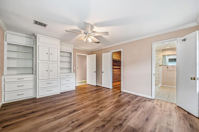 4501 Willowbend Boulevard, Houston, TX 77035