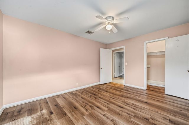 4501 Willowbend Boulevard, Houston, TX 77035