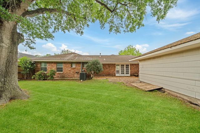 4501 Willowbend Boulevard, Houston, TX 77035