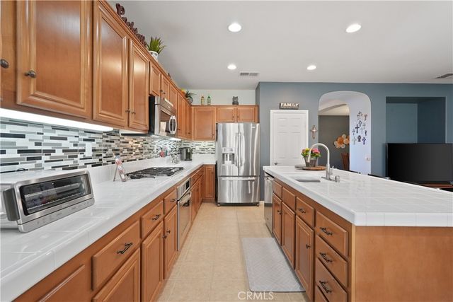27620 Whisperwood, Menifee, CA 92584