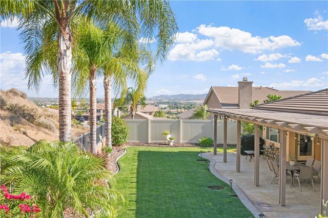 27620 Whisperwood, Menifee, CA 92584