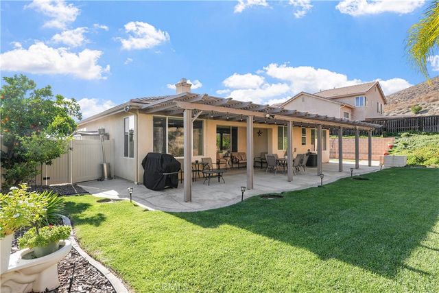 27620 Whisperwood, Menifee, CA 92584