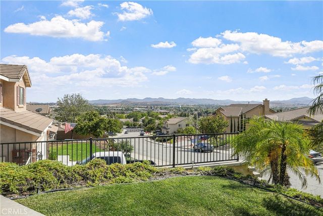 27620 Whisperwood, Menifee, CA 92584