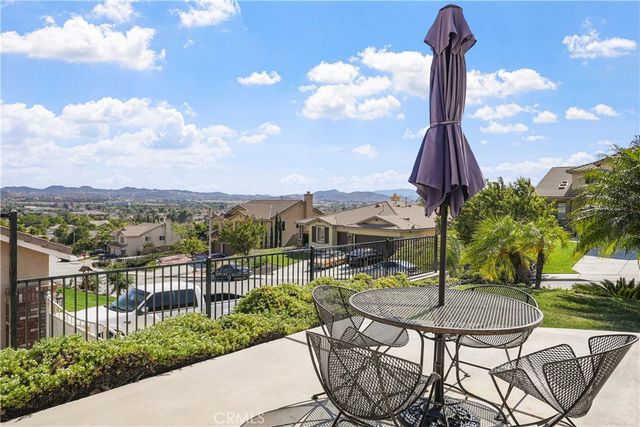 27620 Whisperwood, Menifee, CA 92584