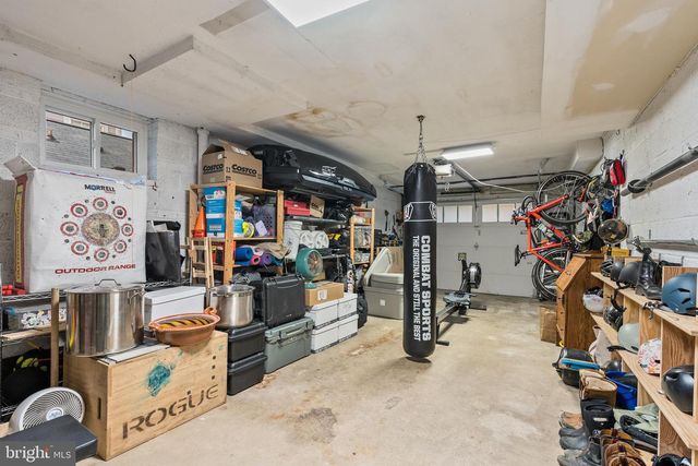 7005 W GREENVALE PKWY W, Chevy Chase, MD 20815