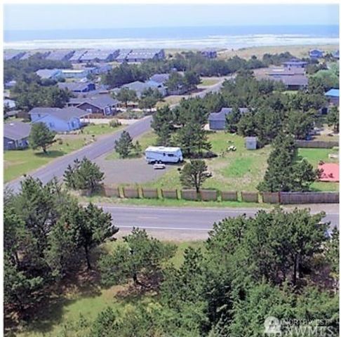 813 340th Place, Ocean Park, WA 98640