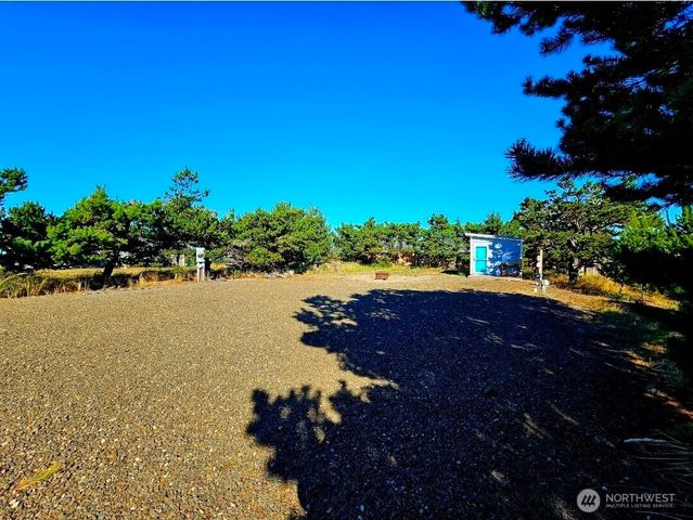 813 340th Place, Ocean Park, WA 98640