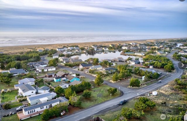 813 340th Place, Ocean Park, WA 98640