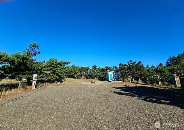 813 340th Place, Ocean Park, WA 98640