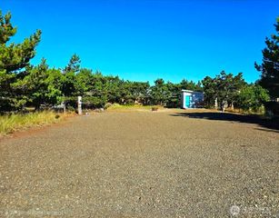 813 340th Place, Ocean Park, WA 98640