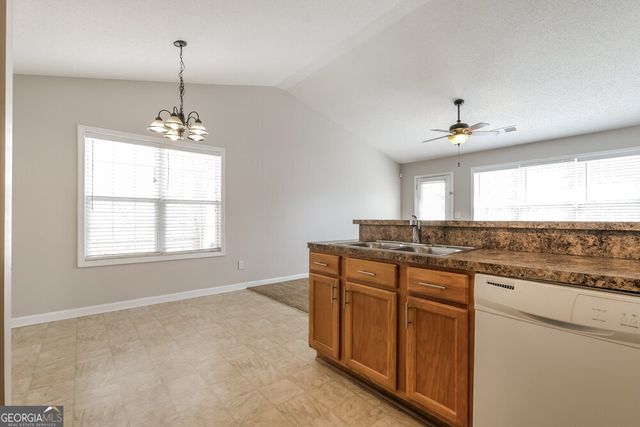 200 Greystone Circle, Hiram, GA 30141