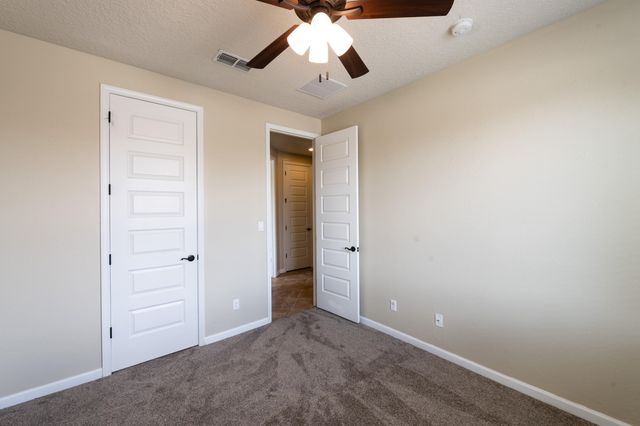 5001 Calle Parasol NW, Albuquerque, NM 87120