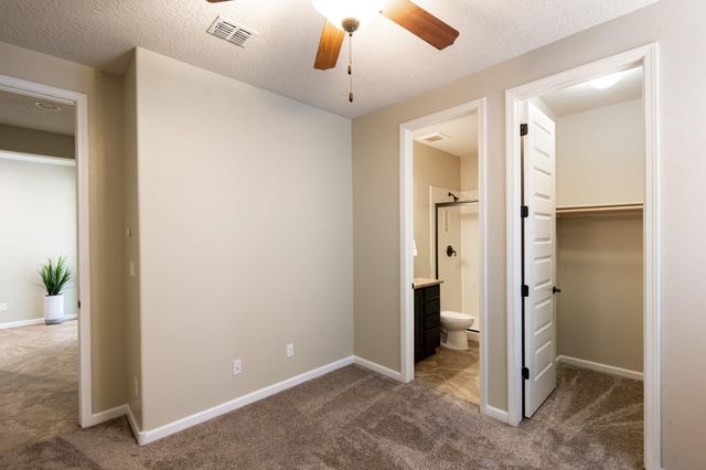 5001 Calle Parasol NW, Albuquerque, NM 87120