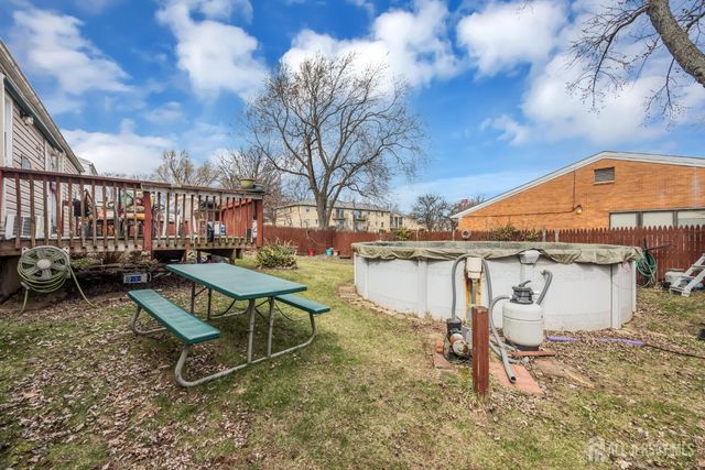 14 Hastings Place, Carteret, NJ 07008