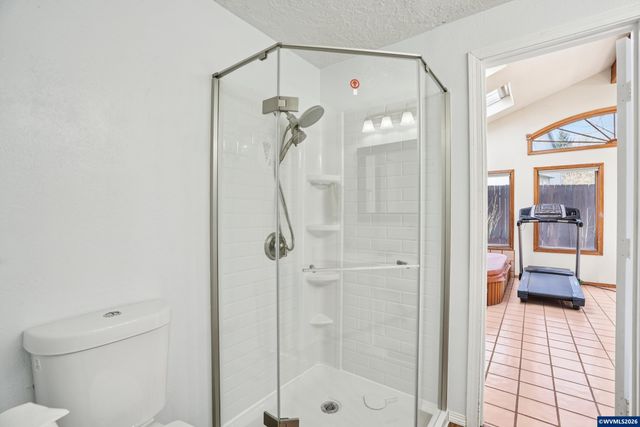 2095 Popcorn Ct NW, Salem, OR 97304