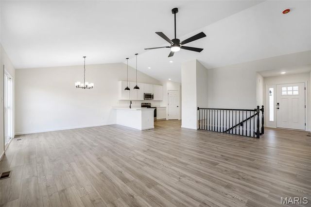 18430 Boone Ridge Manor Drive, Truesdale, MO 63380