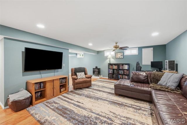 140 Green Forest Estates Drive, St Peters, MO 63376