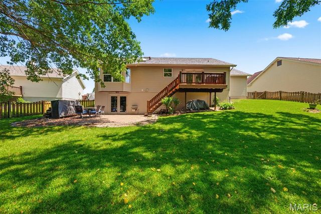 140 Green Forest Estates Drive, St Peters, MO 63376