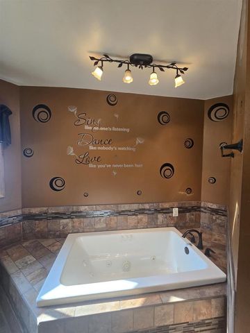 6827 US Highway 18, Fennimore, WI 53809