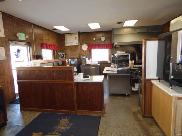 137 S Glick Street, Mulberry, IN 46058