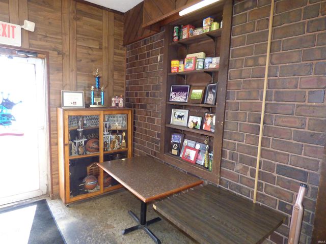 137 S Glick Street, Mulberry, IN 46058